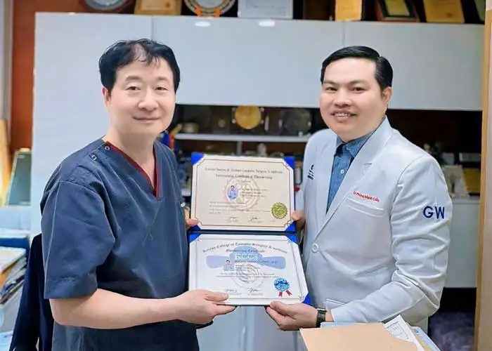 Bác sĩ Cường tham gia hội nghị Tại Hàn Quốc năm 2024