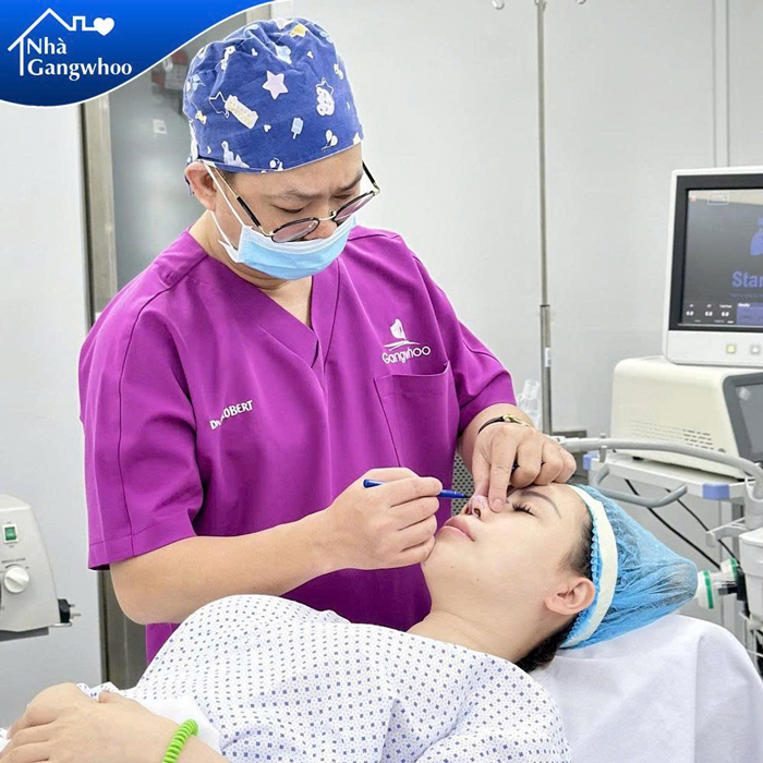 Nâng mũi có an toàn không? Có nên thực hiện nâng mũi không?