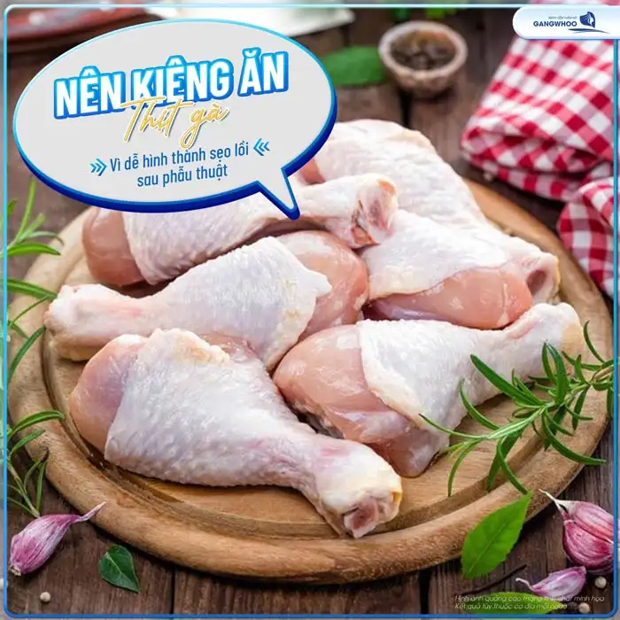 Cắt mí bao lâu thì ăn được thịt gà để tránh vết thương bị sưng