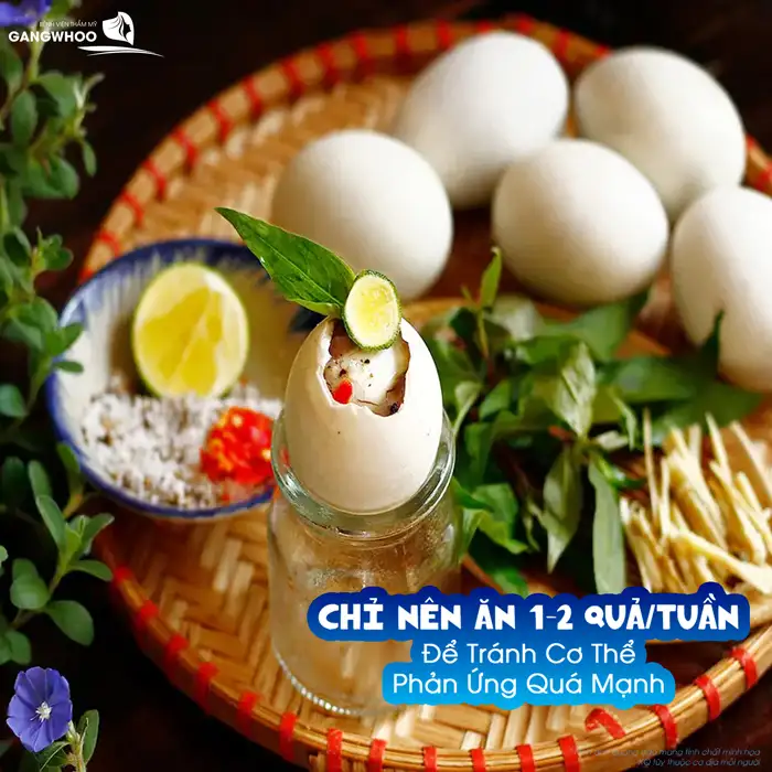 Sau cắt mí có được ăn trứng vịt lộn không? Có ảnh hưởng gì không?